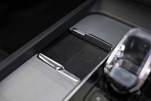 Volvo  XC60 Ultimate, B6 AWD mild hybrid, Petrol, Dark