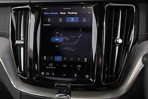 Volvo  XC60 Ultimate, B6 AWD mild hybrid, Petrol, Dark