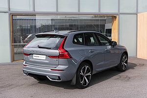 Volvo  XC60 Ultimate, B6 AWD mild hybrid, Petrol, Dark