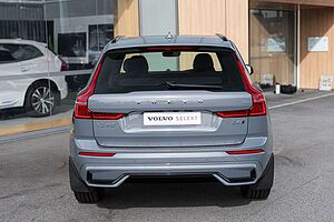 Volvo  XC60 Ultimate, B6 AWD mild hybrid, Petrol, Dark
