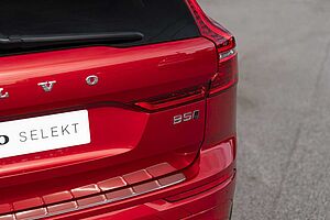 Volvo  XC60 Plus, B5 Mild Hybrid, Petrol