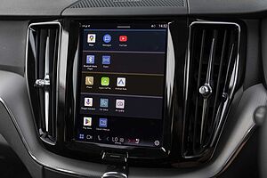 Volvo  XC60 Plus, B5 Mild Hybrid, Petrol