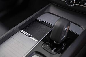 Volvo  XC60 Plus, B5 Mild Hybrid, Petrol