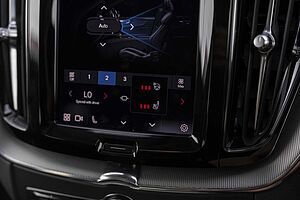 Volvo  XC60 Plus, B5 Mild Hybrid, Petrol