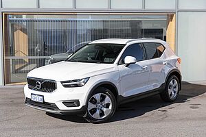 Volvo  XC40 T4 Momentum