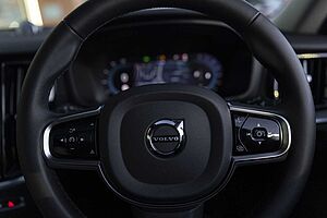 Volvo  V60 Cross Country Ultimate, B5 AWD Mild hybrid, Petrol, Bright