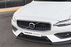 Volvo  V60 Cross Country Ultimate, B5 AWD Mild hybrid, Petrol, Bright