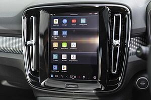 Volvo  XZ MY25 Black Edition AWD