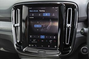 Volvo  XZ MY25 Black Edition AWD