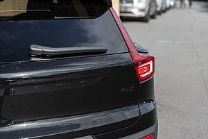 Volvo  XZ MY25 Black Edition AWD
