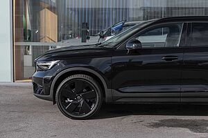 Volvo  XZ MY25 Black Edition AWD