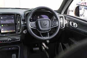 Volvo  XZ MY25 Black Edition AWD
