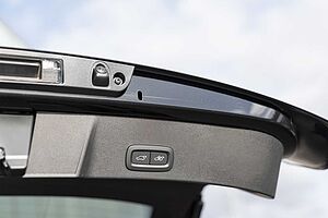 Volvo  XZ MY25 Black Edition AWD