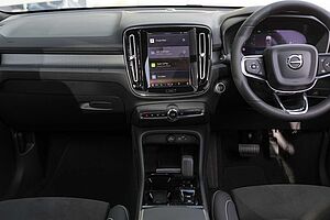 Volvo  XZ MY25 Black Edition AWD