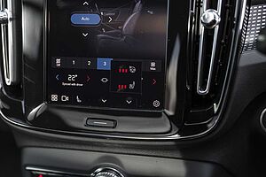 Volvo  XZ MY25 Black Edition AWD