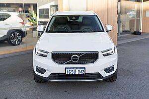 Volvo  XC40 T4 Momentum