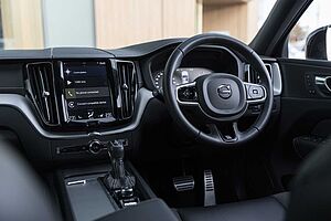 Volvo  XC60 T6 R-Design AWD