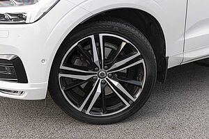 Volvo  XC60 T6 R-Design AWD