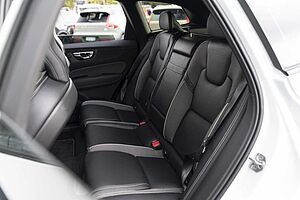 Volvo  XC60 T6 R-Design AWD