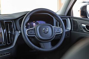 Volvo  XC60 Recharge Plus, T8 AWD Plug-in hybrid, Electric/Petrol, Dark