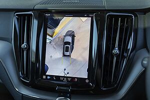 Volvo  XC60 Recharge Plus, T8 AWD Plug-in hybrid, Electric/Petrol, Dark