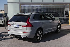 Volvo  XC60 Recharge Plus, T8 AWD Plug-in hybrid, Electric/Petrol, Dark