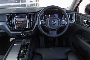 Volvo  XC60 Recharge Plus, T8 AWD Plug-in hybrid, Electric/Petrol, Dark